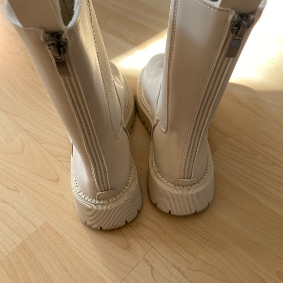 White/Cream Mid-Calf Chunky Boots - Picture 6 of 7